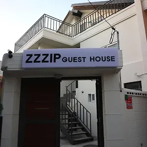  Hostal Zzzip In Hongdae